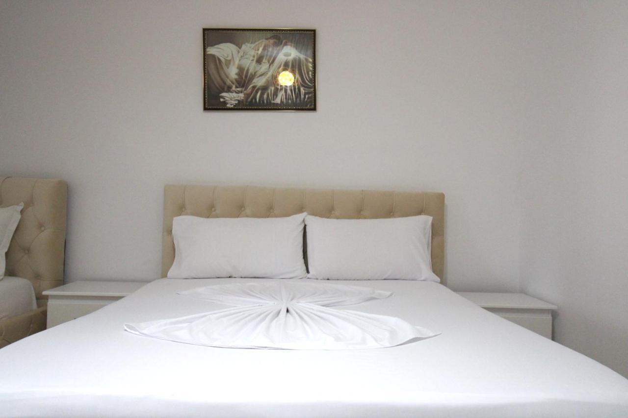 Seaside Genti Pollo Aparthotel *